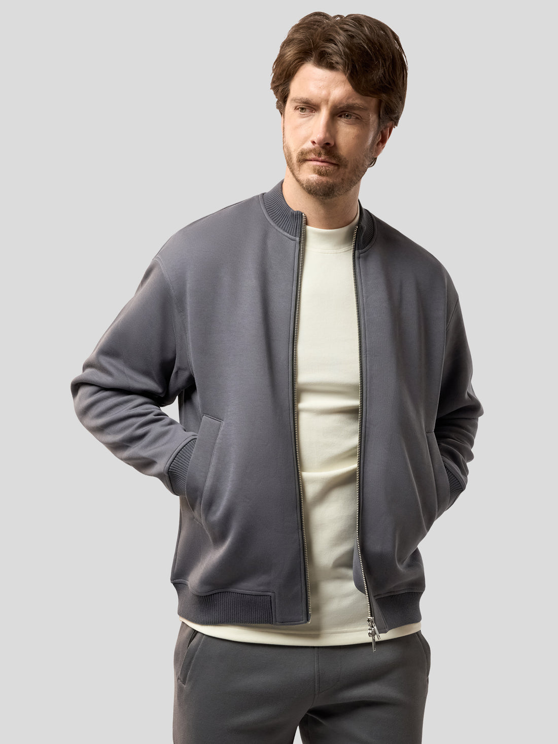 Cozyspacer Crew Neck DualZip Pocket Jacket |