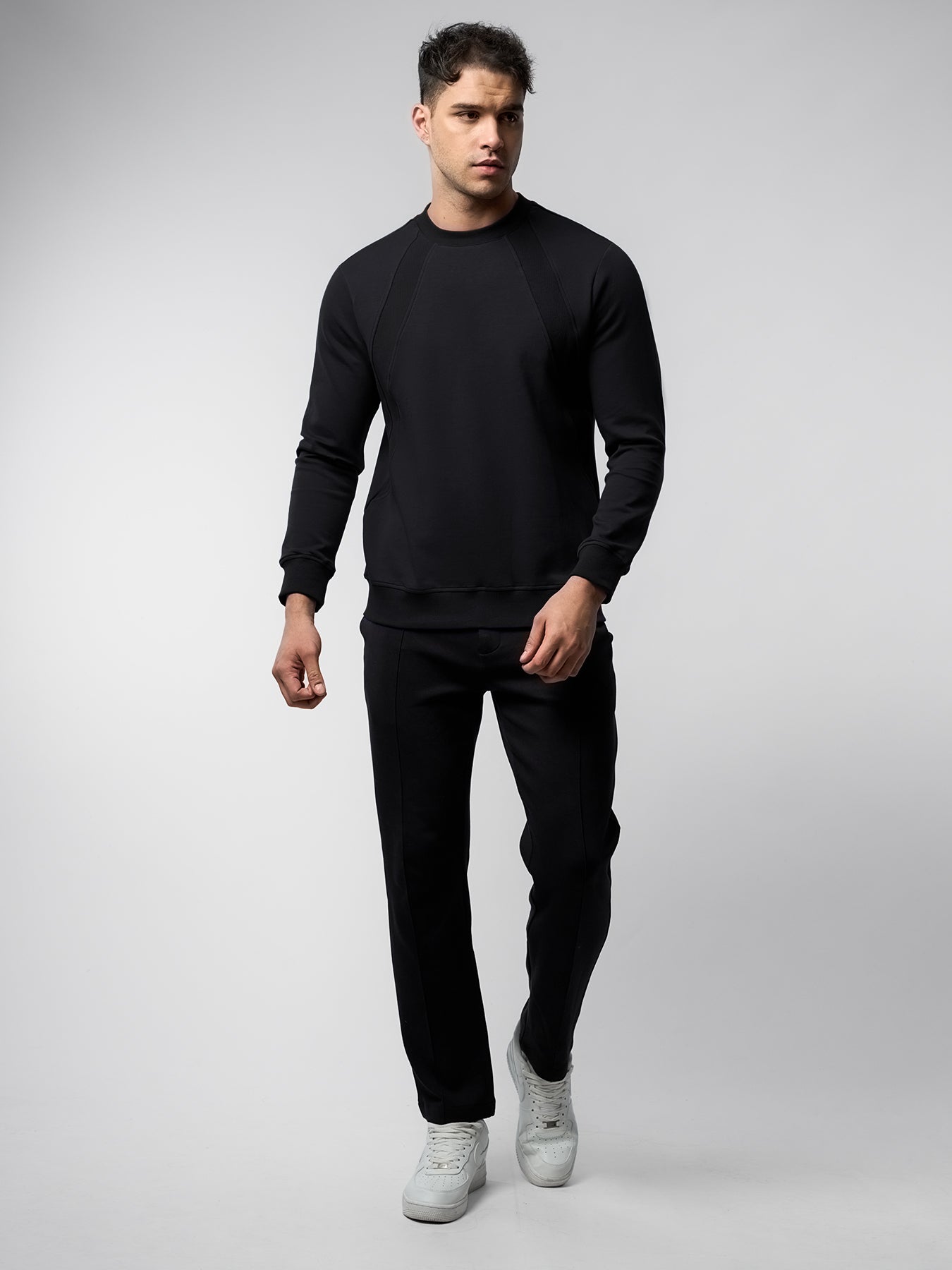 Weekend Performance Crew Neck Sweatshirt