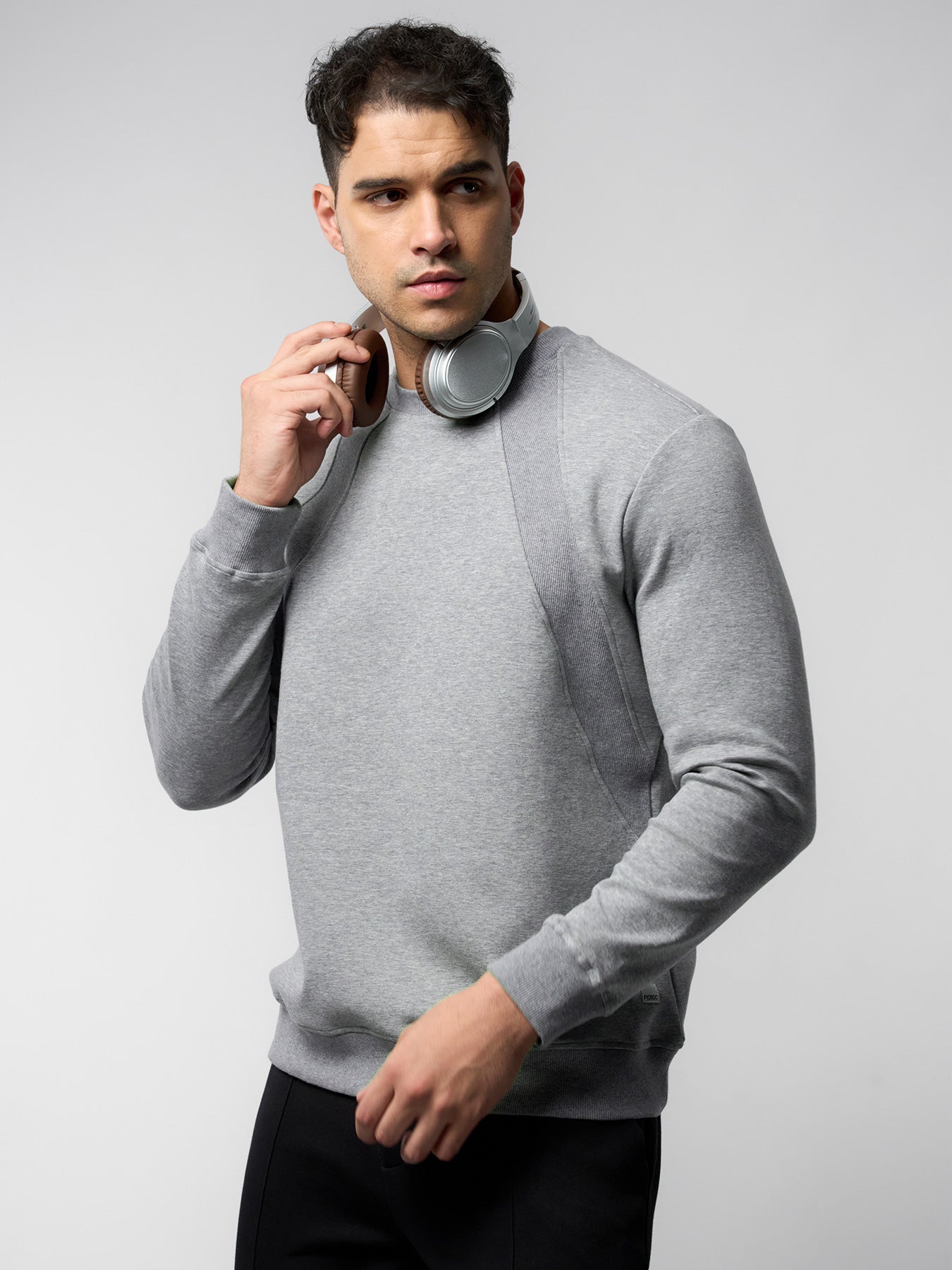 Weekend Performance Crew Neck Sweatshirt