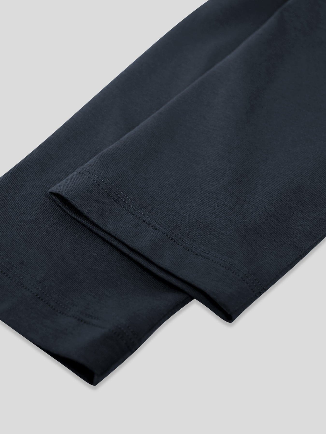 StaySmooth Long Sleeve Drop-Cut Tee: Slim Fit