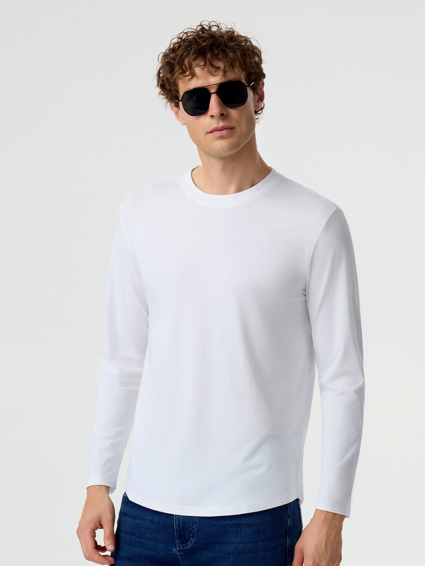StaySmooth Long Sleeve Curve Hem Tee: Slim Fit