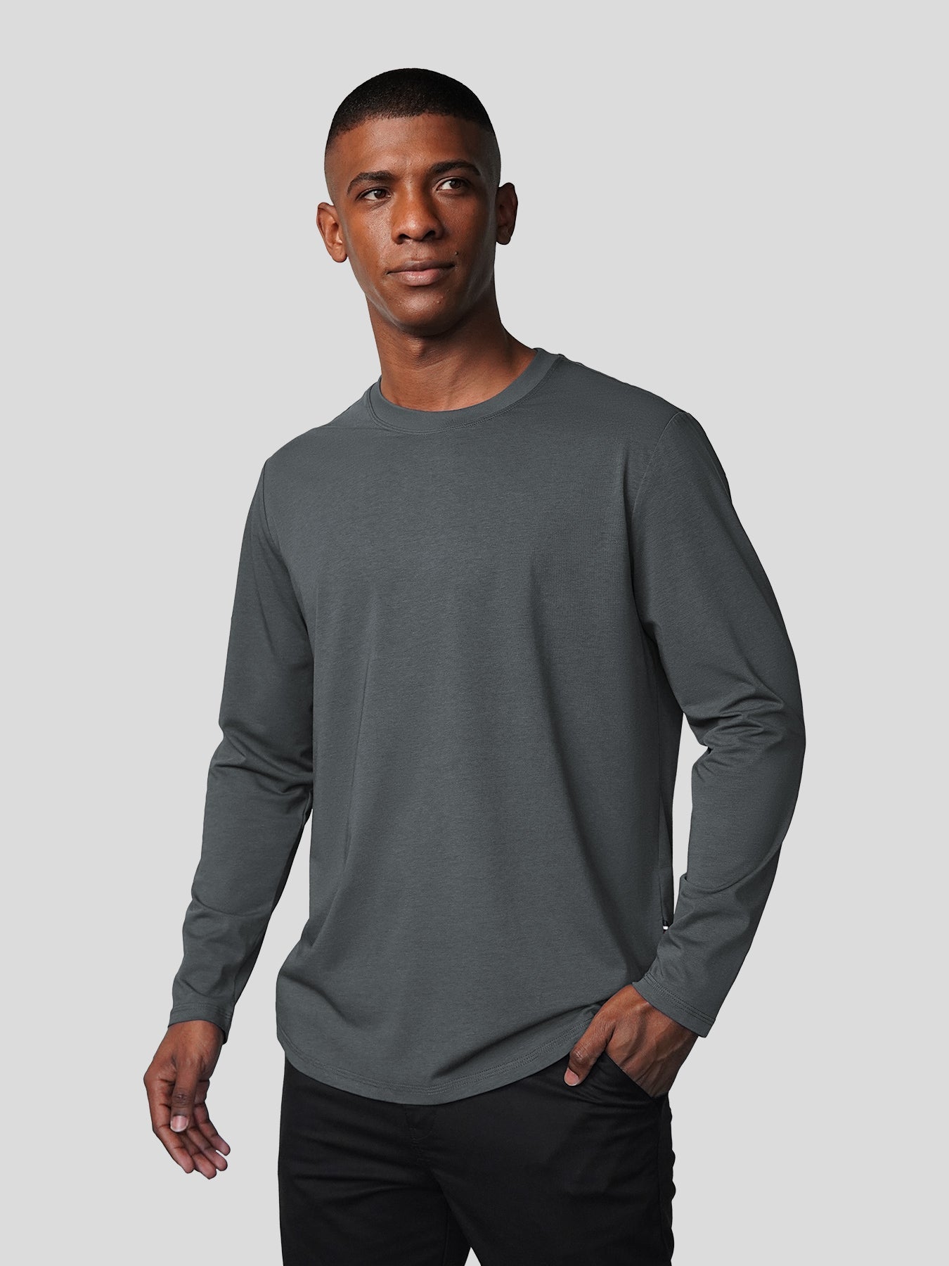 StaySmooth Long Sleeve Curve Hem Tee:Classic Fit