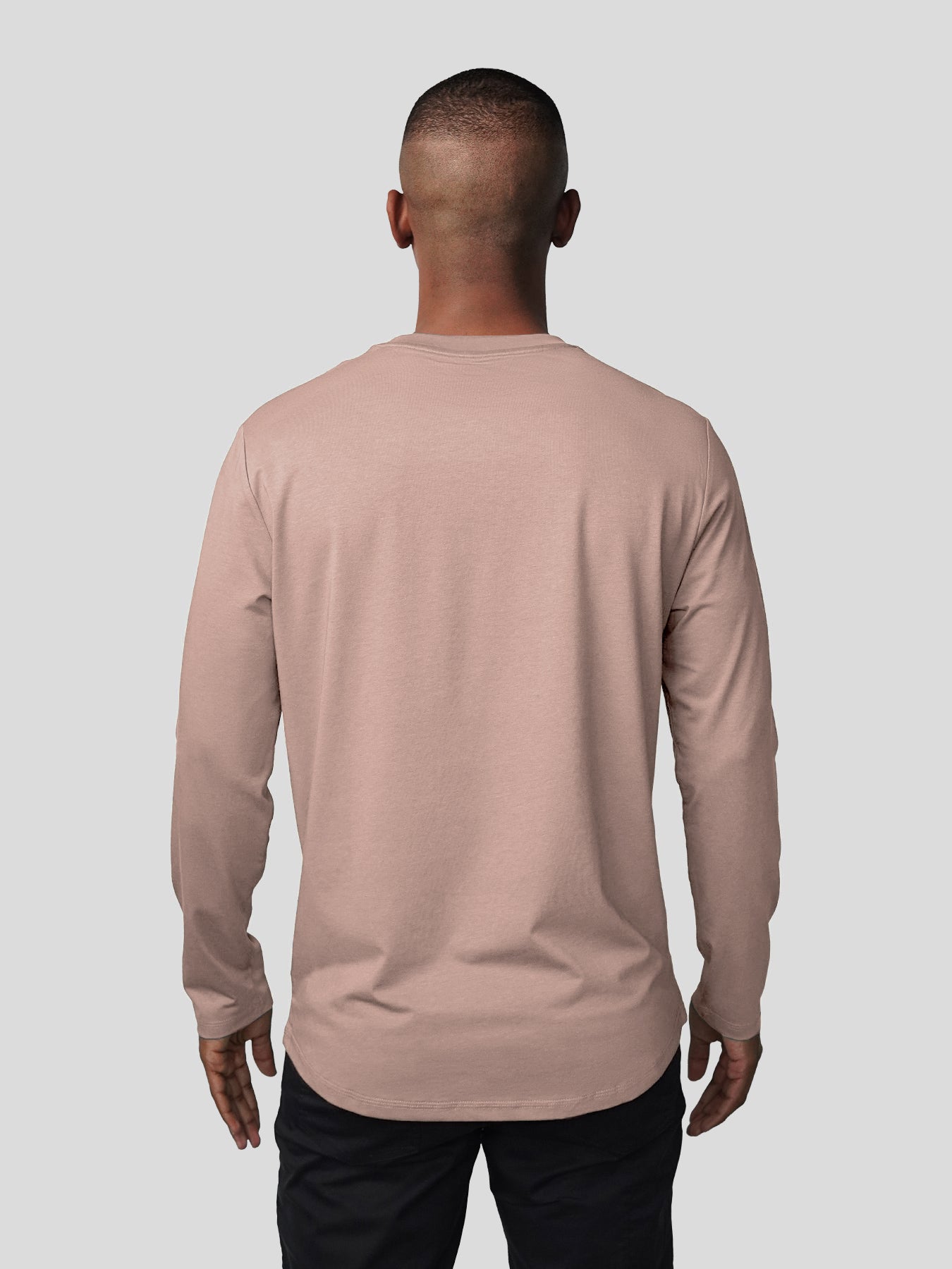 StaySmooth Long Sleeve Curve Hem Tee:Classic Fit