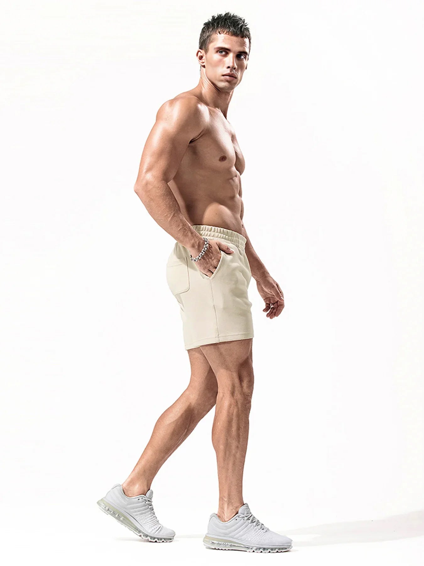 Weekend Performance Comfort 6" Shorts