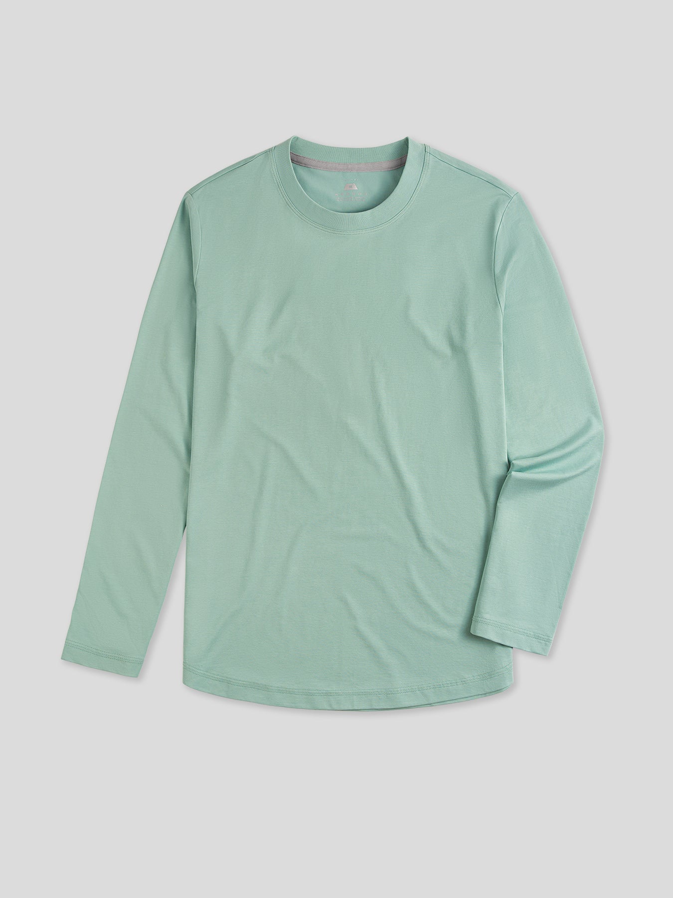 StaySmooth Long Sleeve Curve Hem Tee: Slim Fit