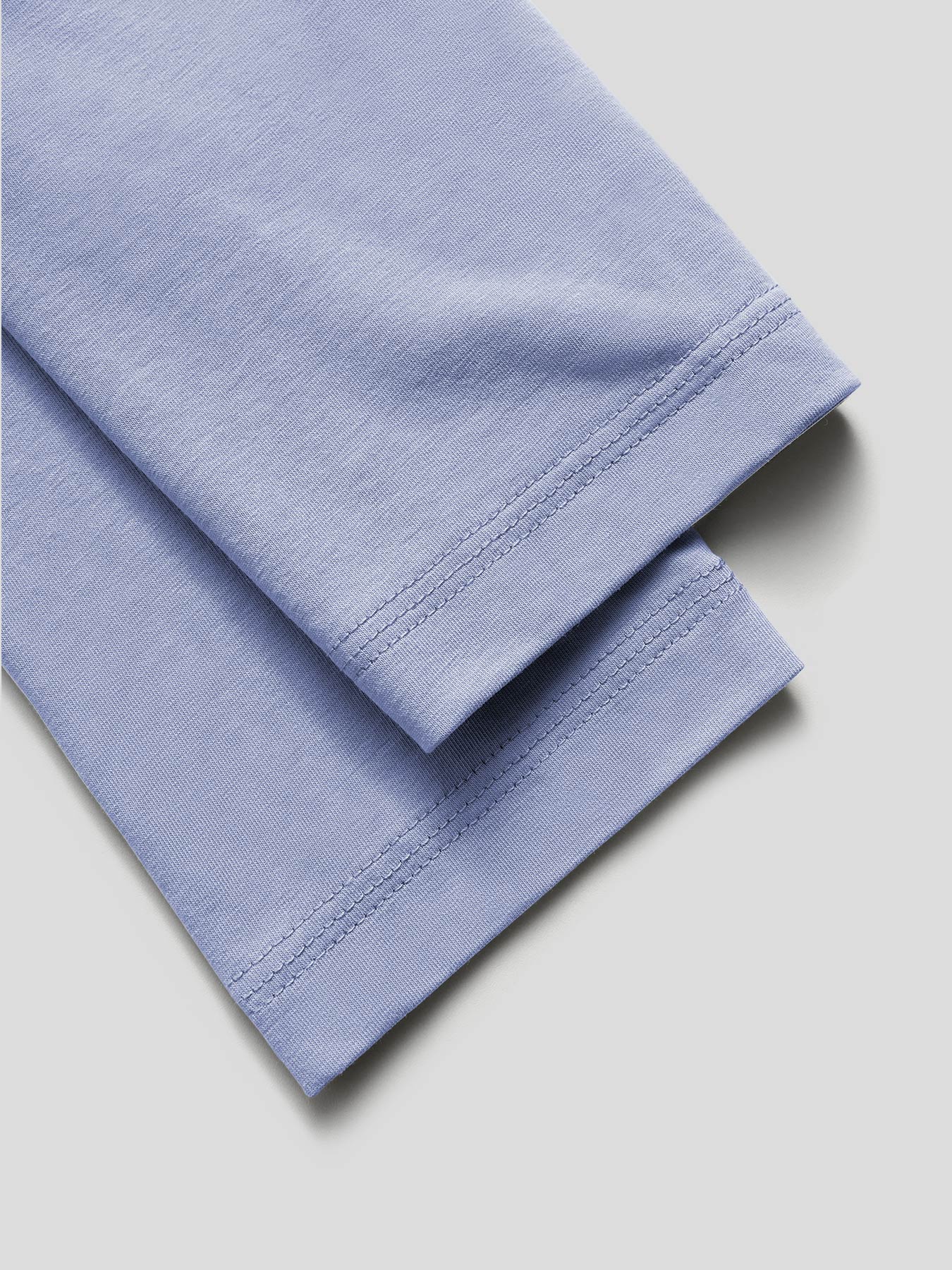 StaySmooth Long Sleeve Curve Hem Tee:Classic Fit