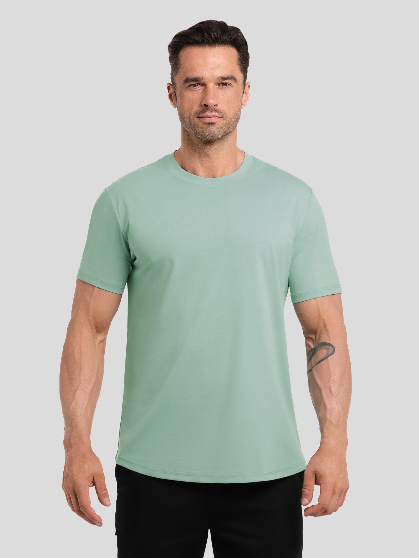 StayCool 2.0 Curve-Hem Tee: Slim-Fit
