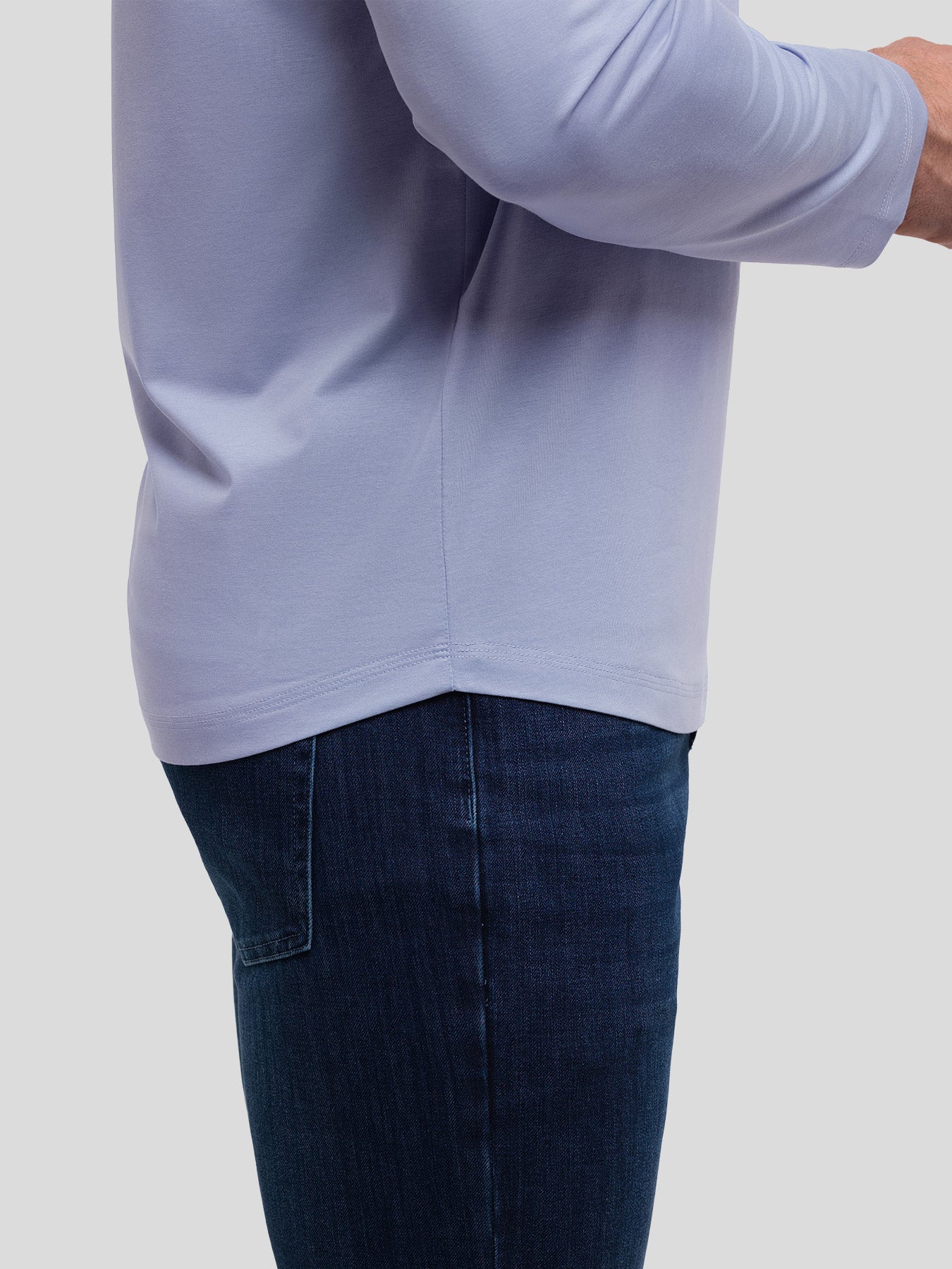 StaySmooth Long Sleeve Curve Hem Tee:Classic Fit