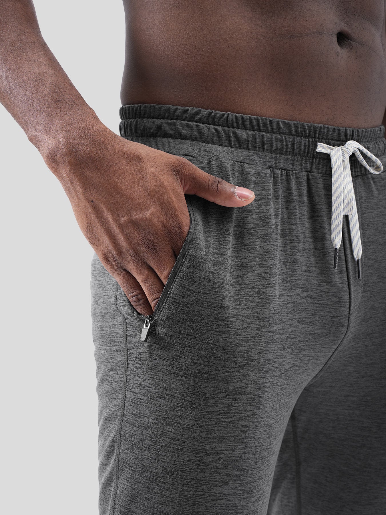 Velou Zipper Pocket Jogger