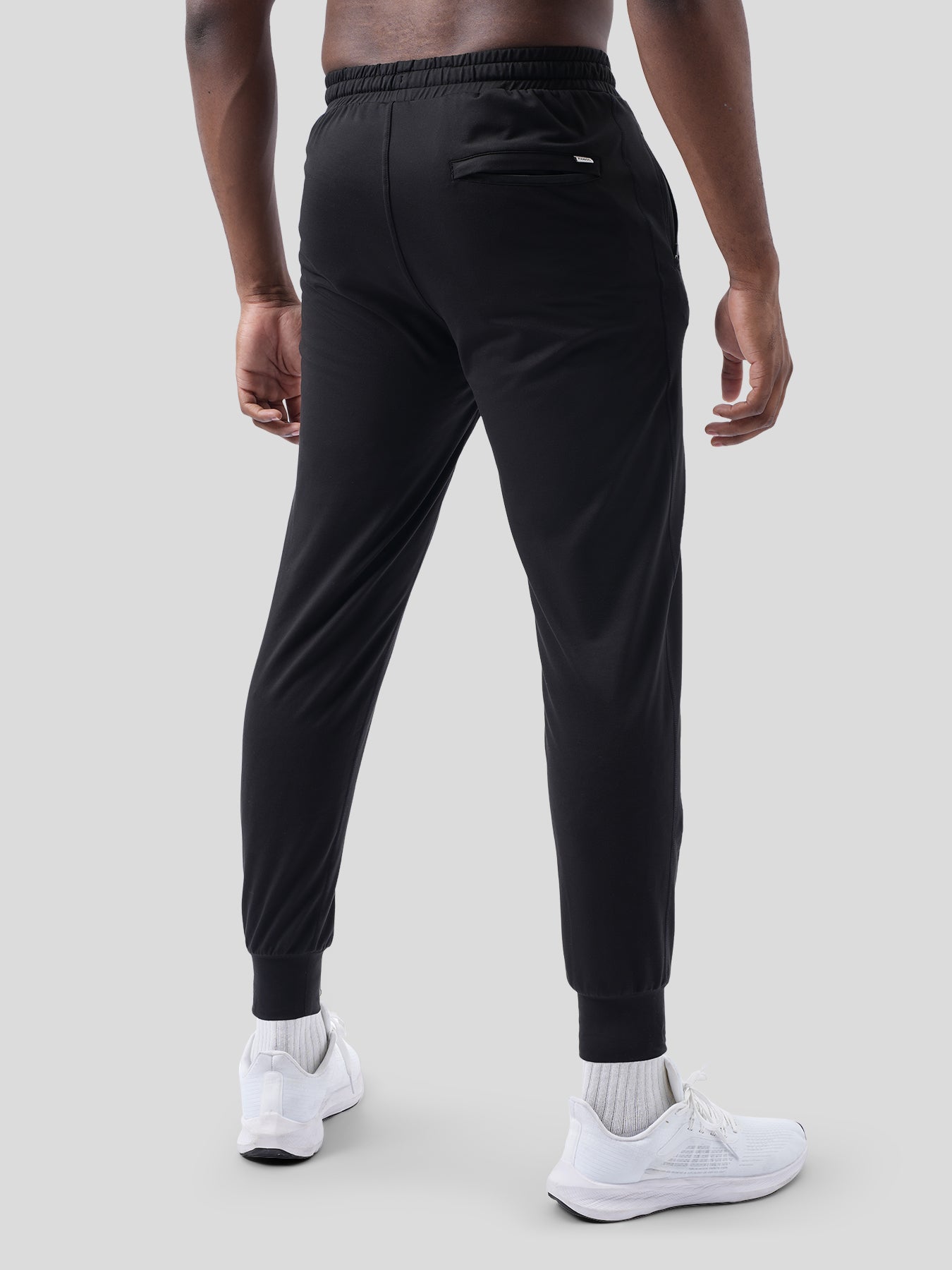 Velou Zipper Pocket Jogger