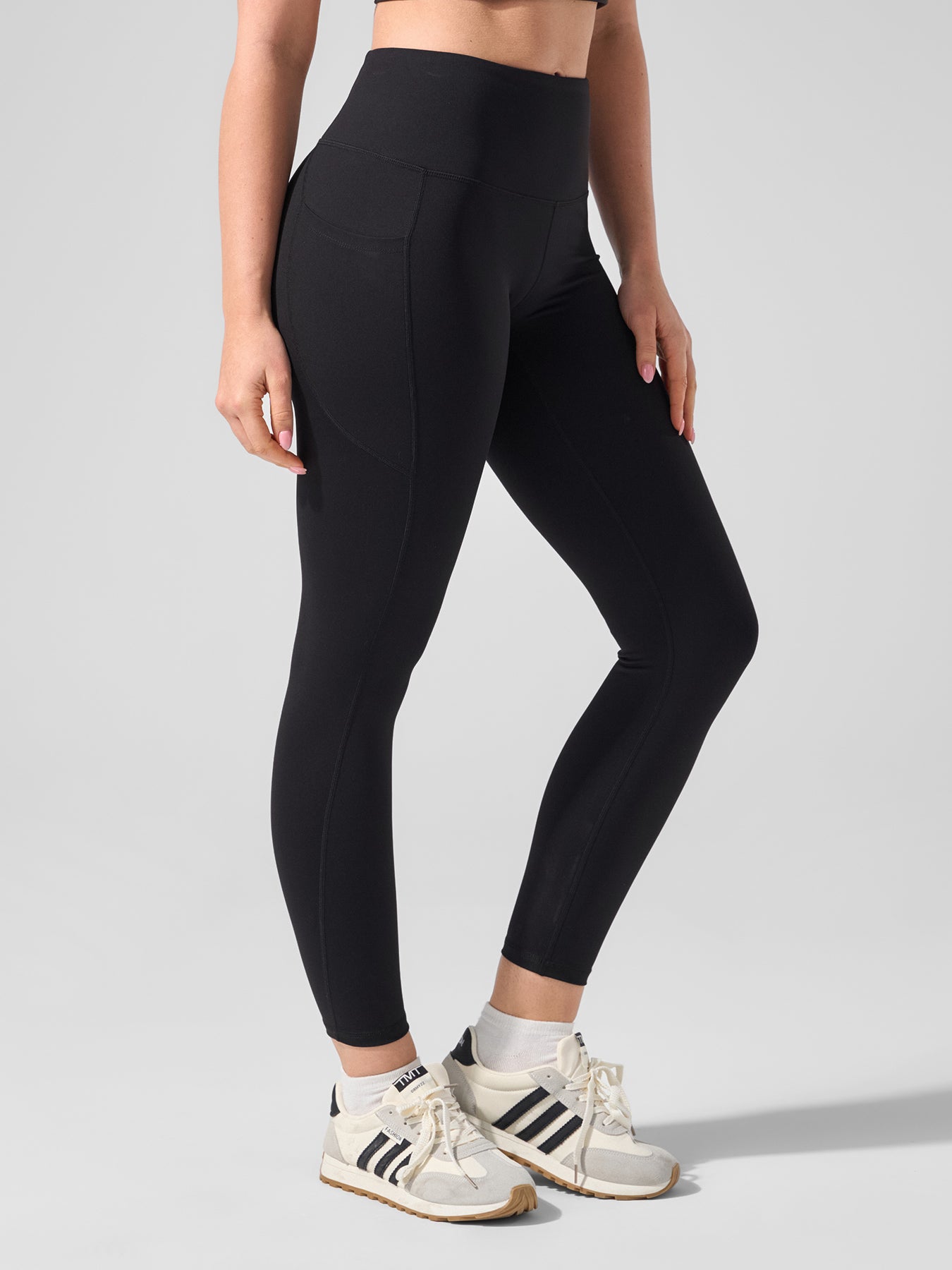 Smoothblend Tummy Control Shaping High-Waisted Leggings with Pockets