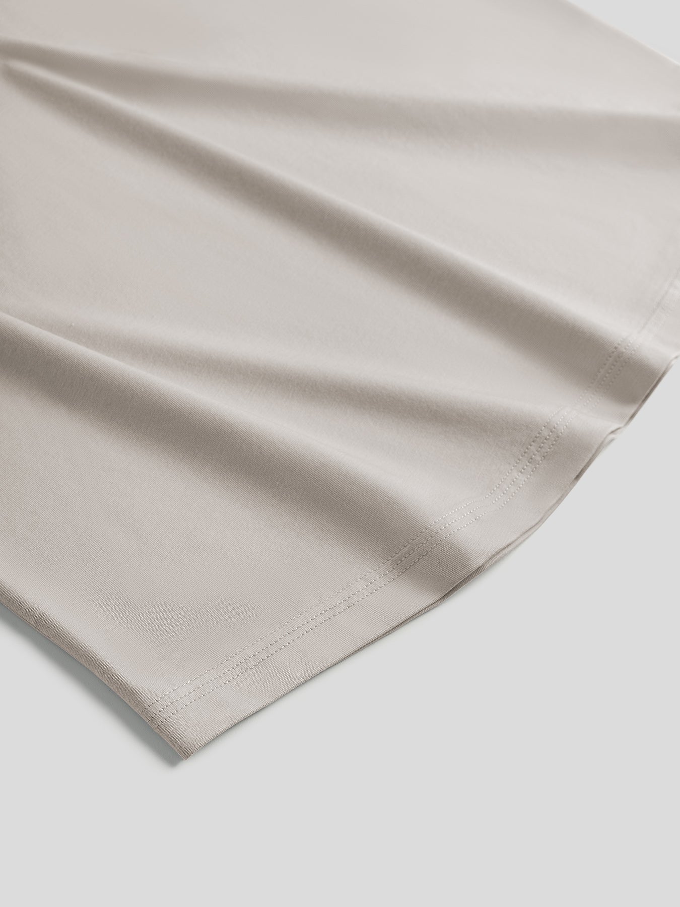 StaySmooth Long Sleeve Curve Hem Tee: Slim Fit