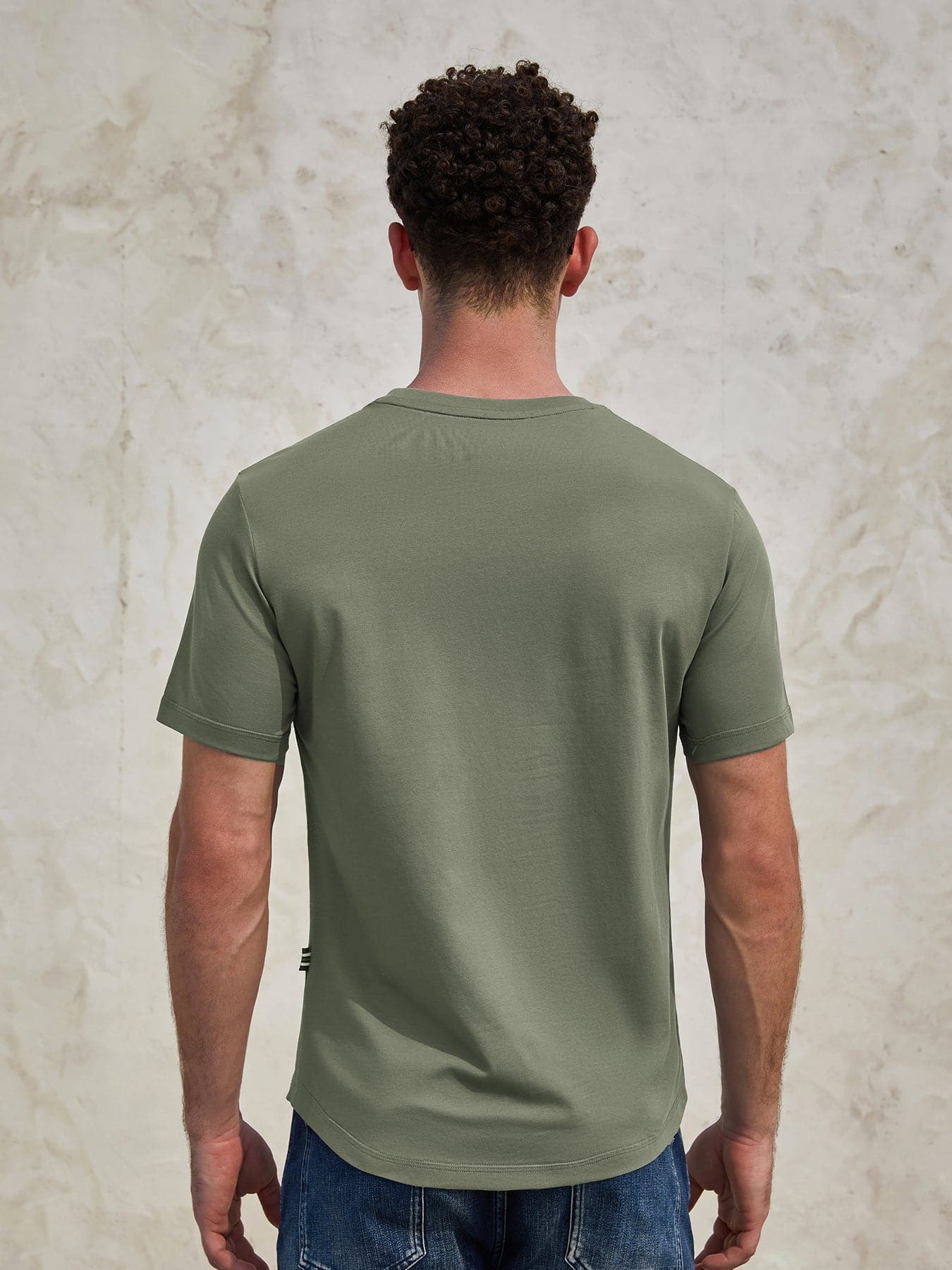 StayCool 2.0 Classic Fit Curve-Hem Tee