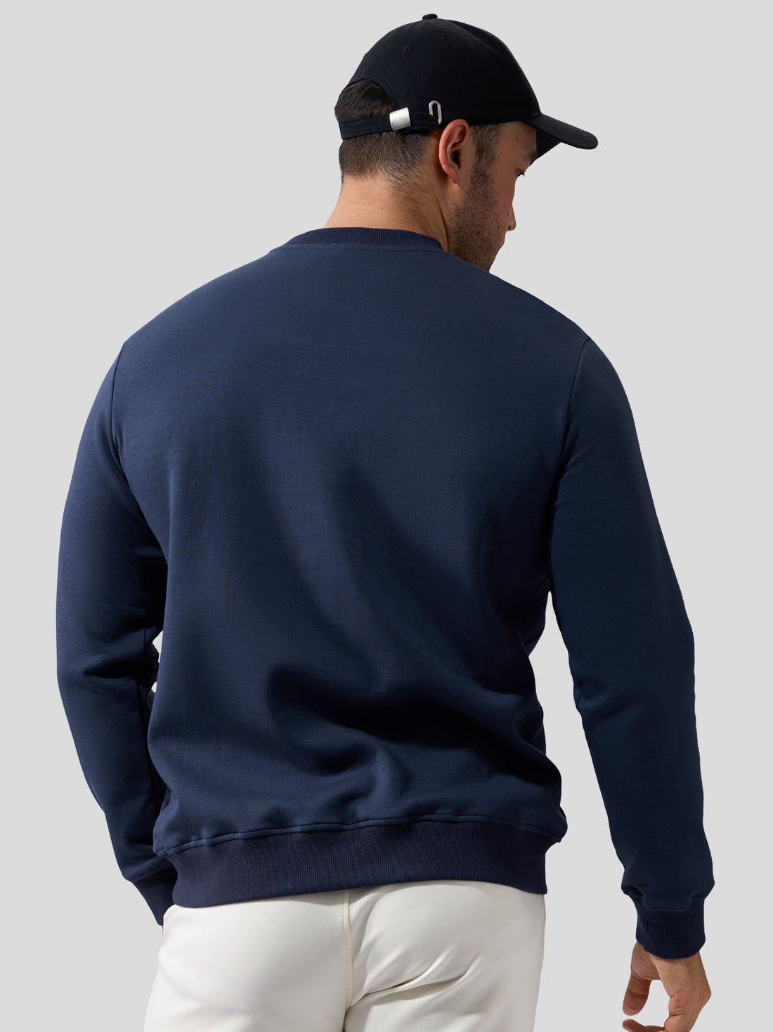 Weekend Performance Crew Neck Sweatshirt