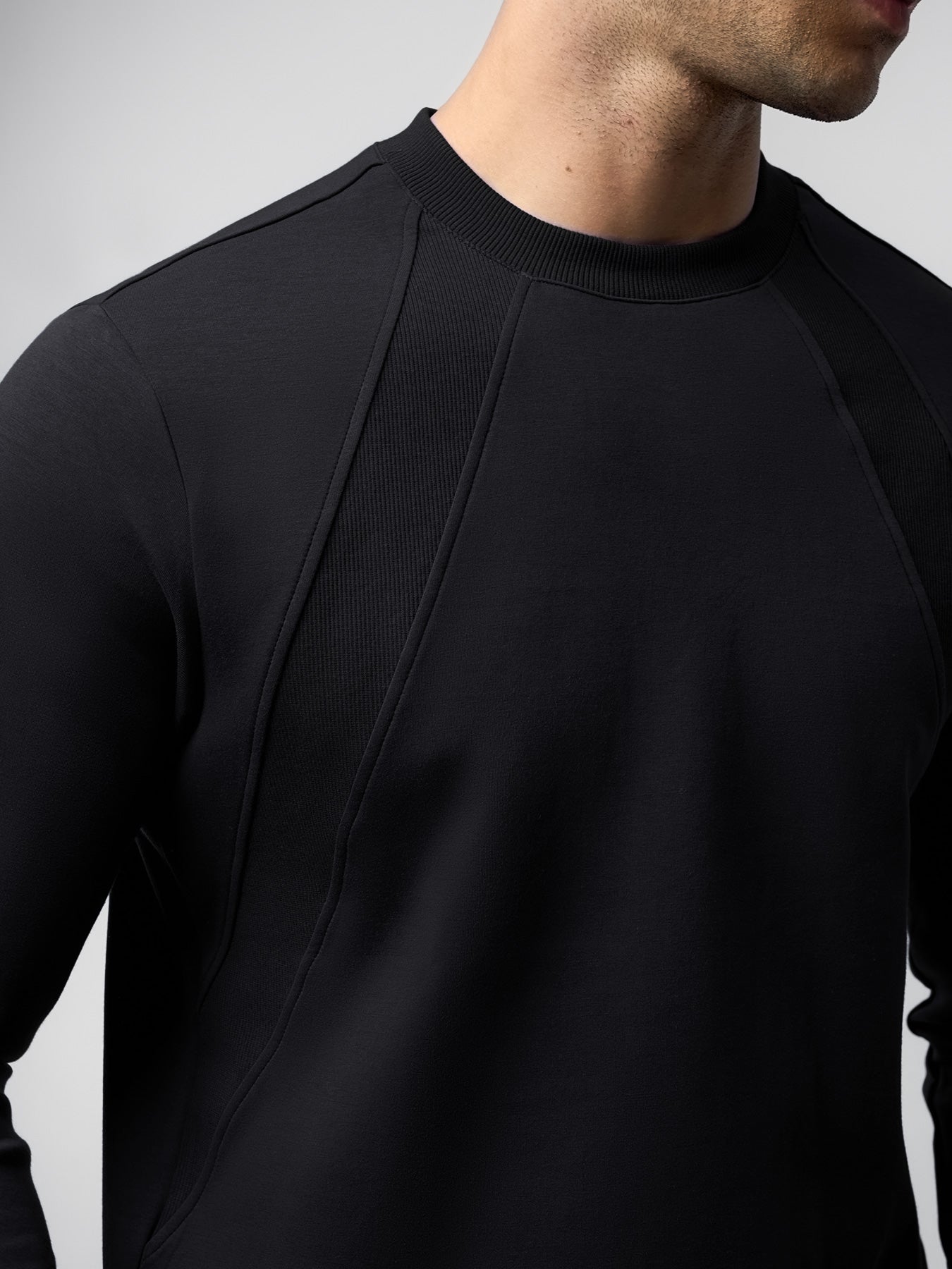 Weekend Performance Crew Neck Sweatshirt