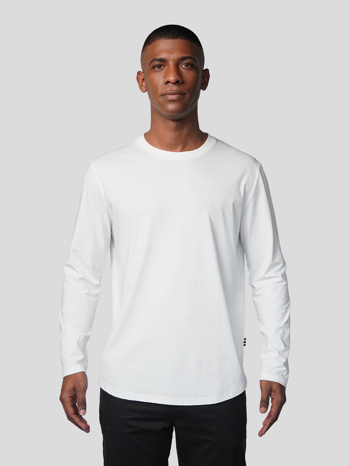 StaySmooth Long Sleeve Curve Hem Tee:Classic Fit