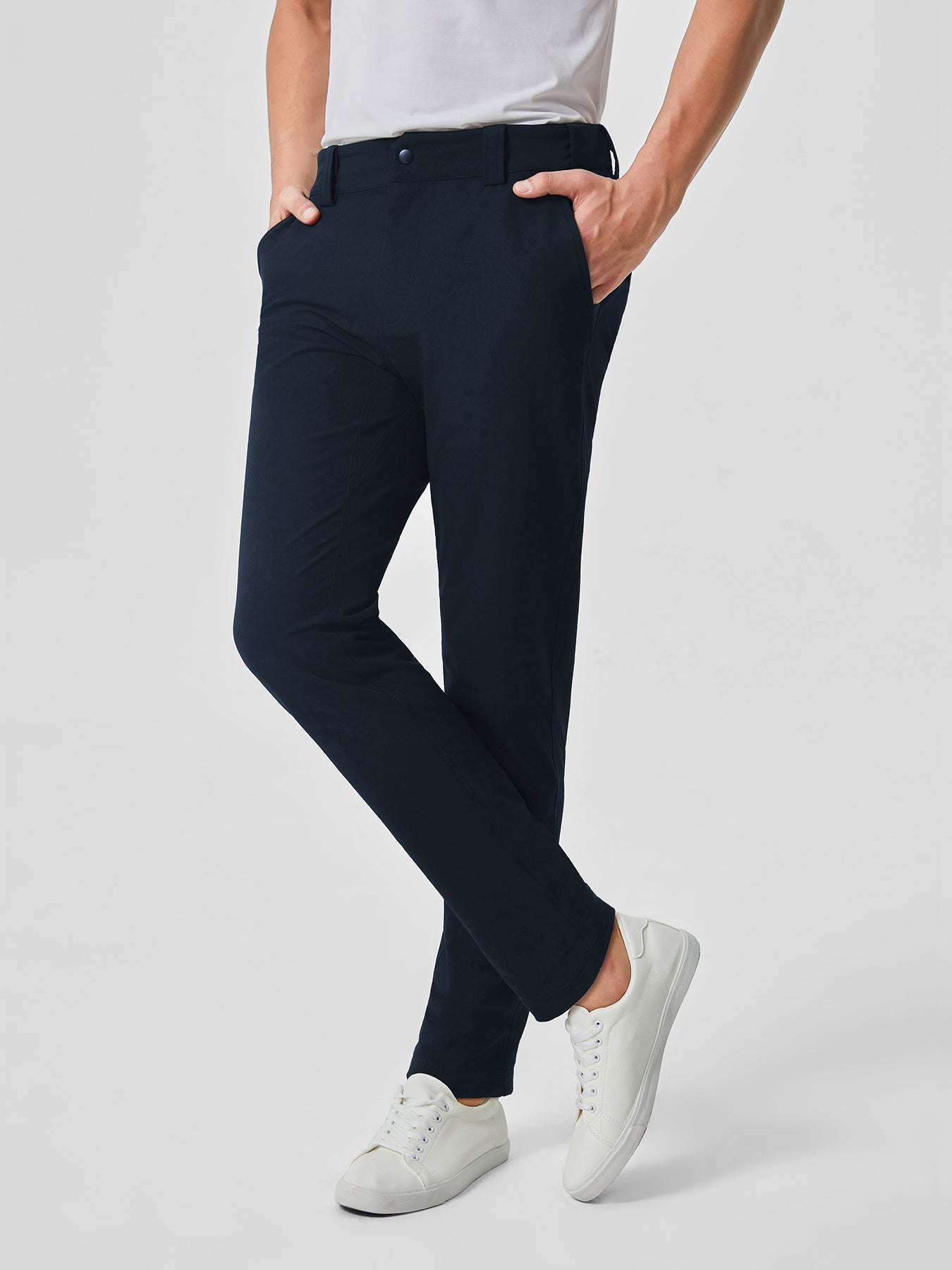 OM™ Hidden Expandable Waistband Pant