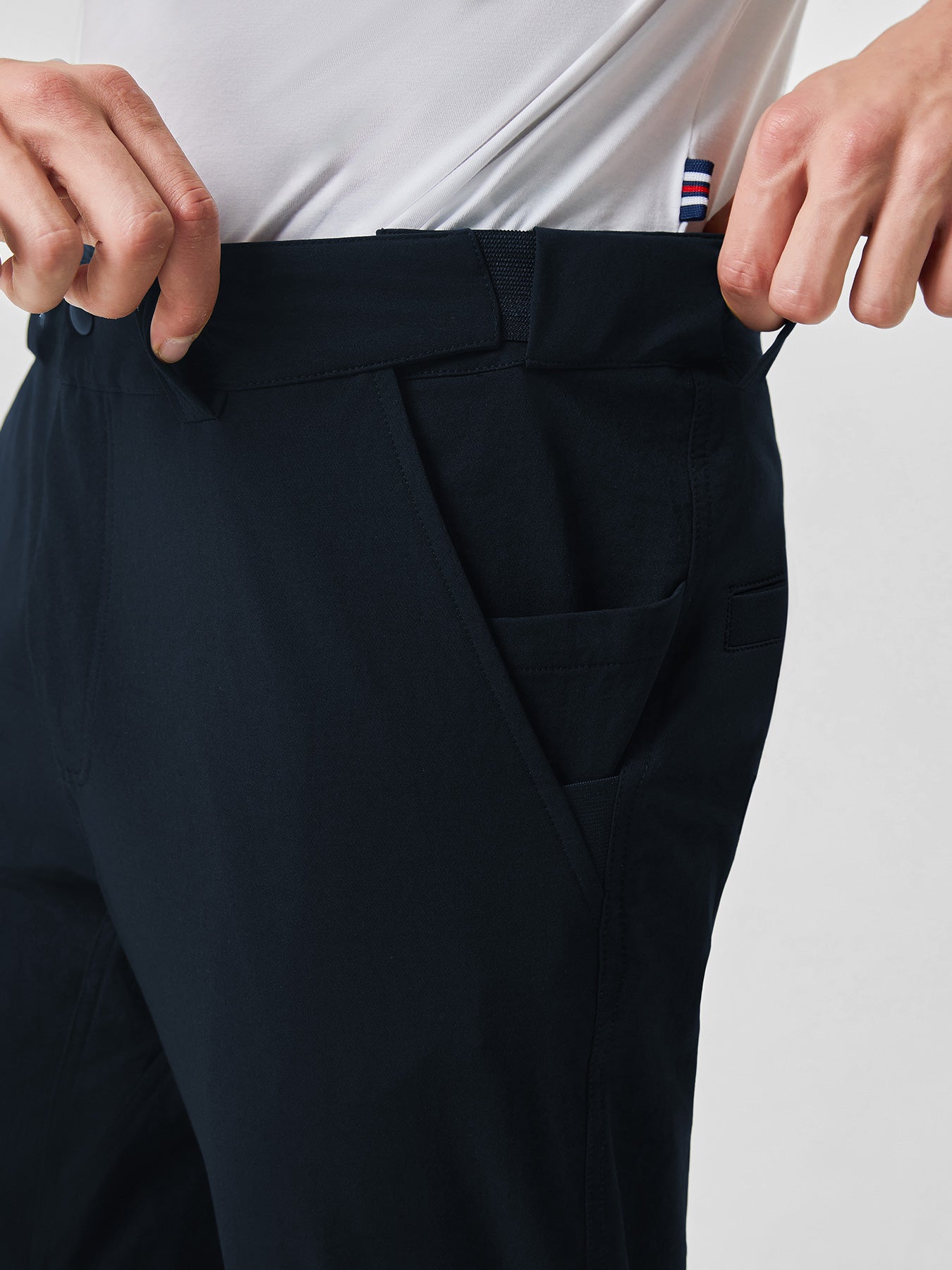 OM™ Hidden Expandable Waistband Pant