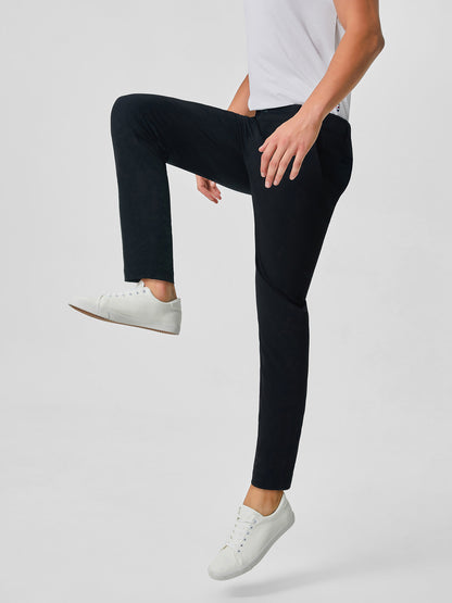 OM™ Hidden Expandable Waistband Pant