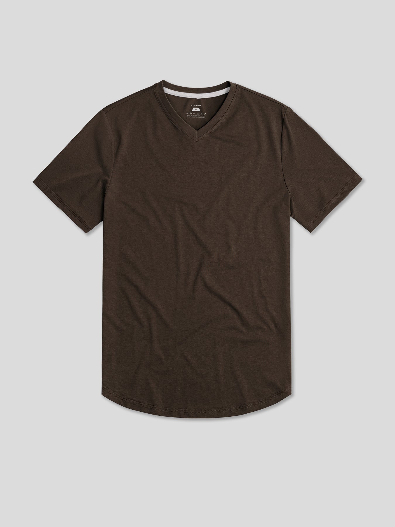 StayCool 2.0 V-neck Curve-Hem Tee: Slim Fit