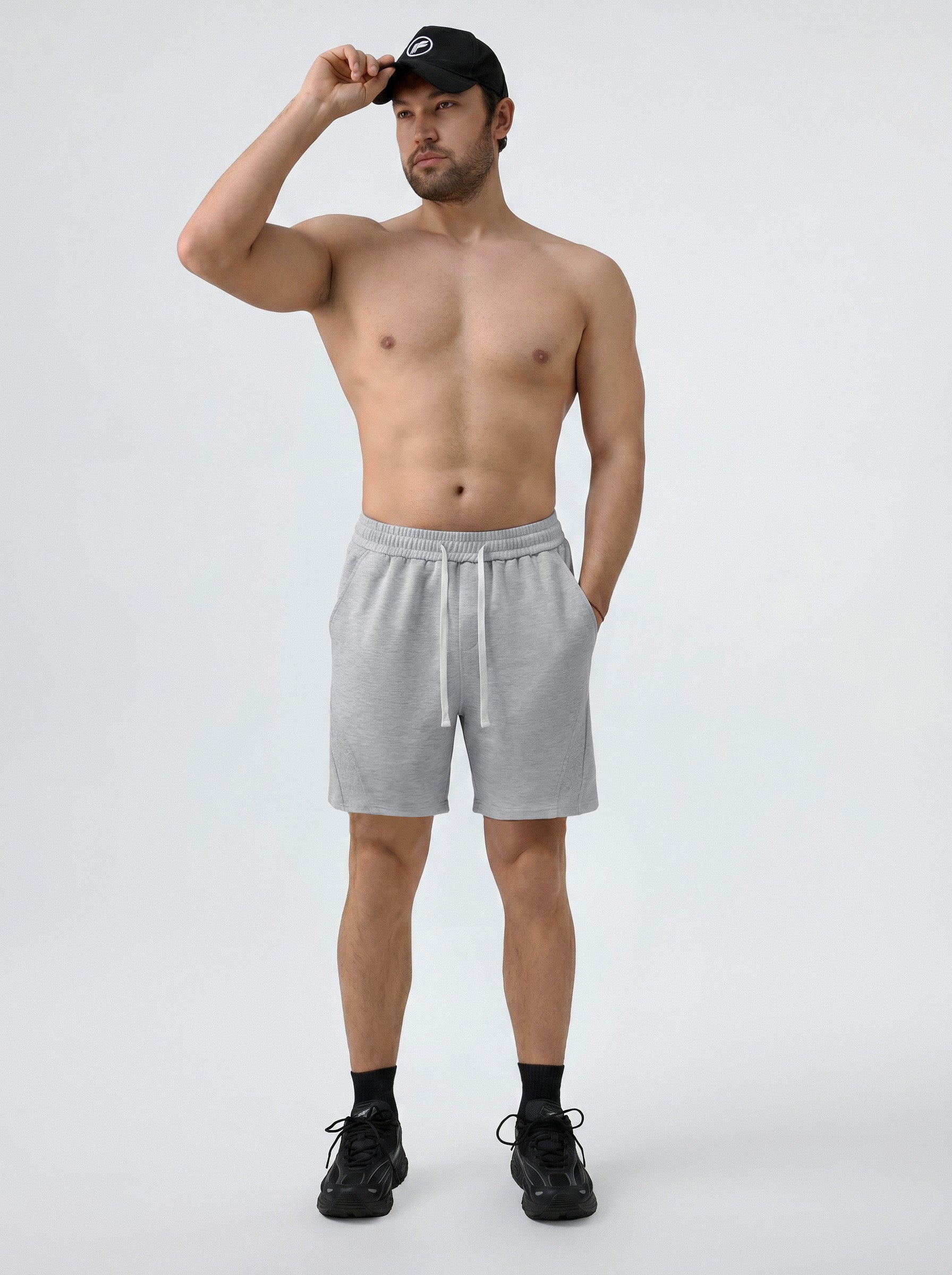 Weekend Performance Casual Short 7"