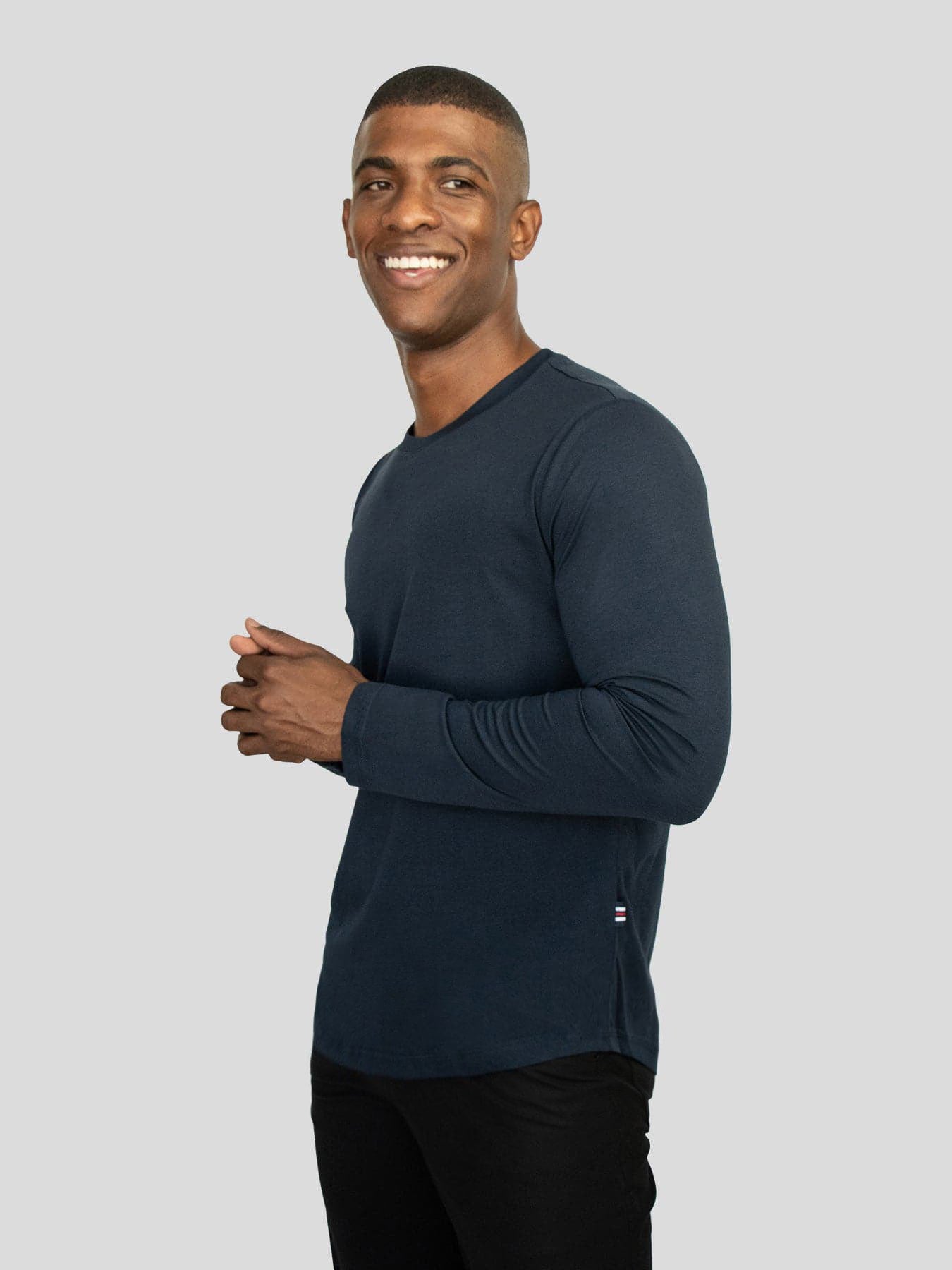 StaySmooth Long Sleeve Curve Hem Tee: Slim Fit