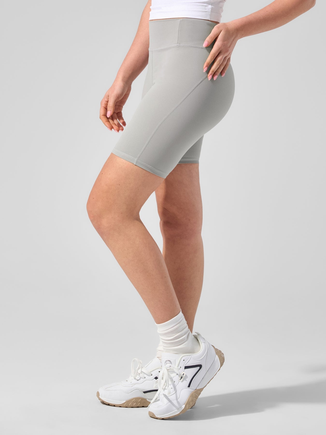 Smoothblend Tummy Control Shaping High-Waisted Short Leggings with Zip Pocket