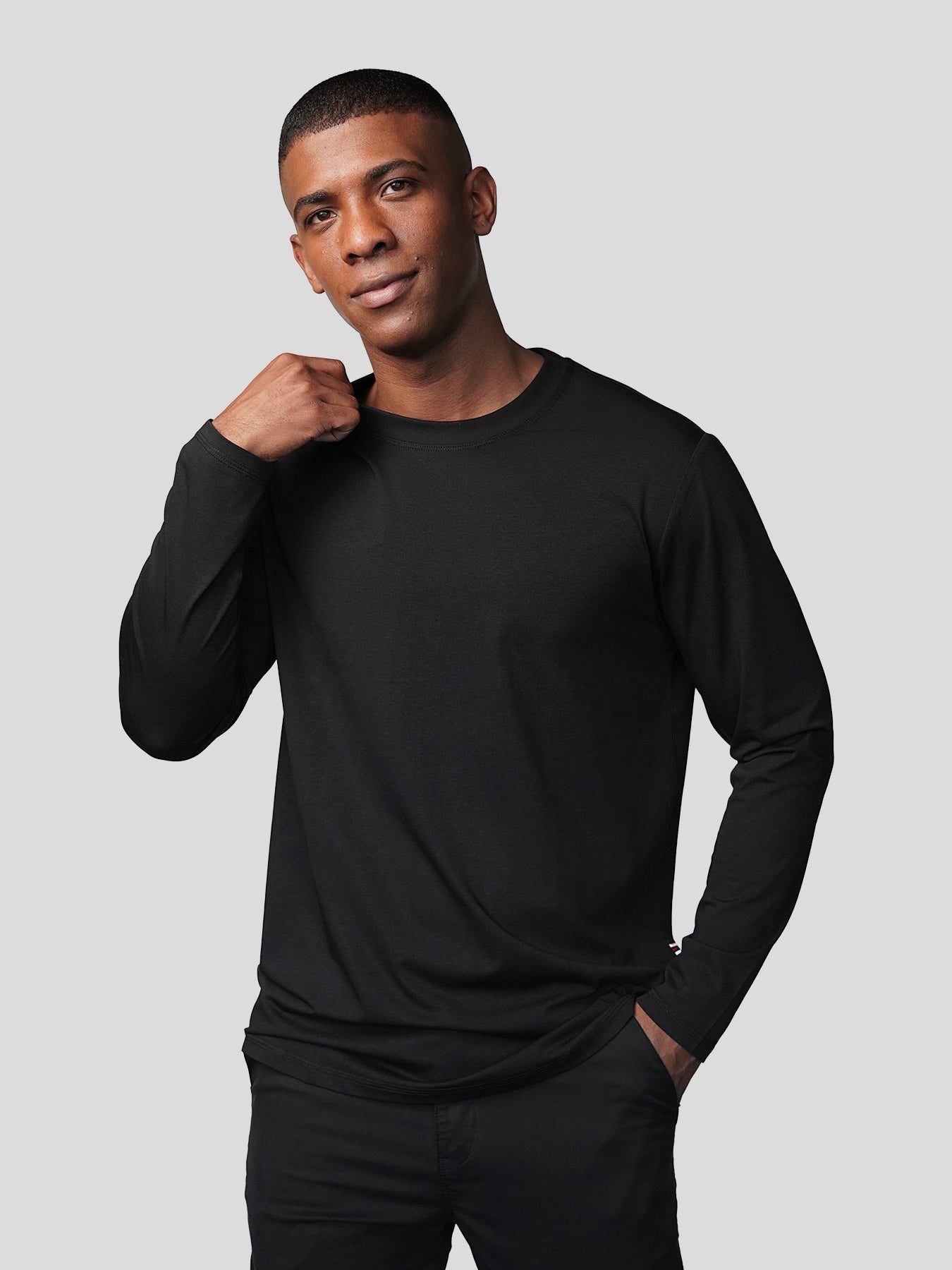 StaySmooth Long Sleeve Curve Hem Tee:Classic Fit