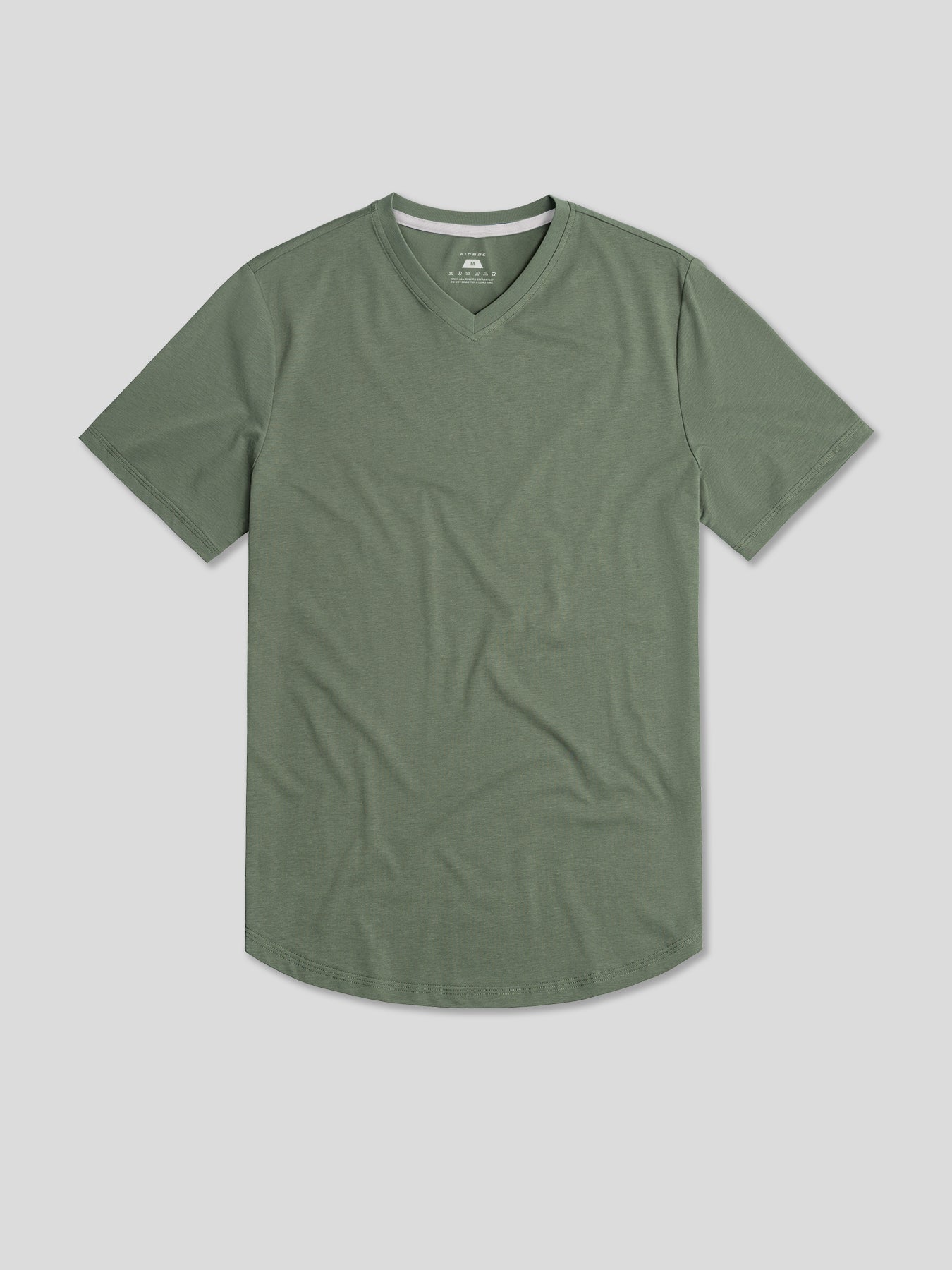 StayCool 2.0 V-neck Curve-Hem Tee: Slim Fit