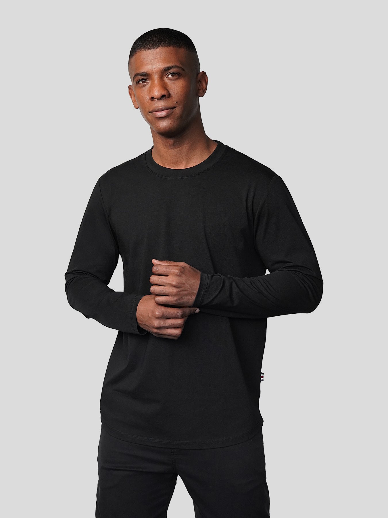 StaySmooth Long Sleeve Curve Hem Tee:Classic Fit