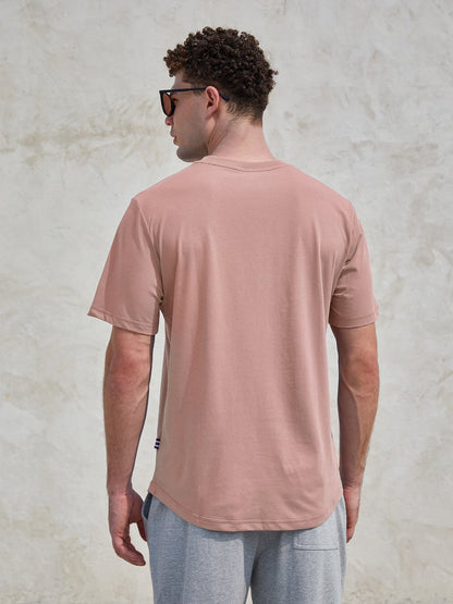 StayCool 2.0 Curve-Hem T-Shirt: Klassische Passform