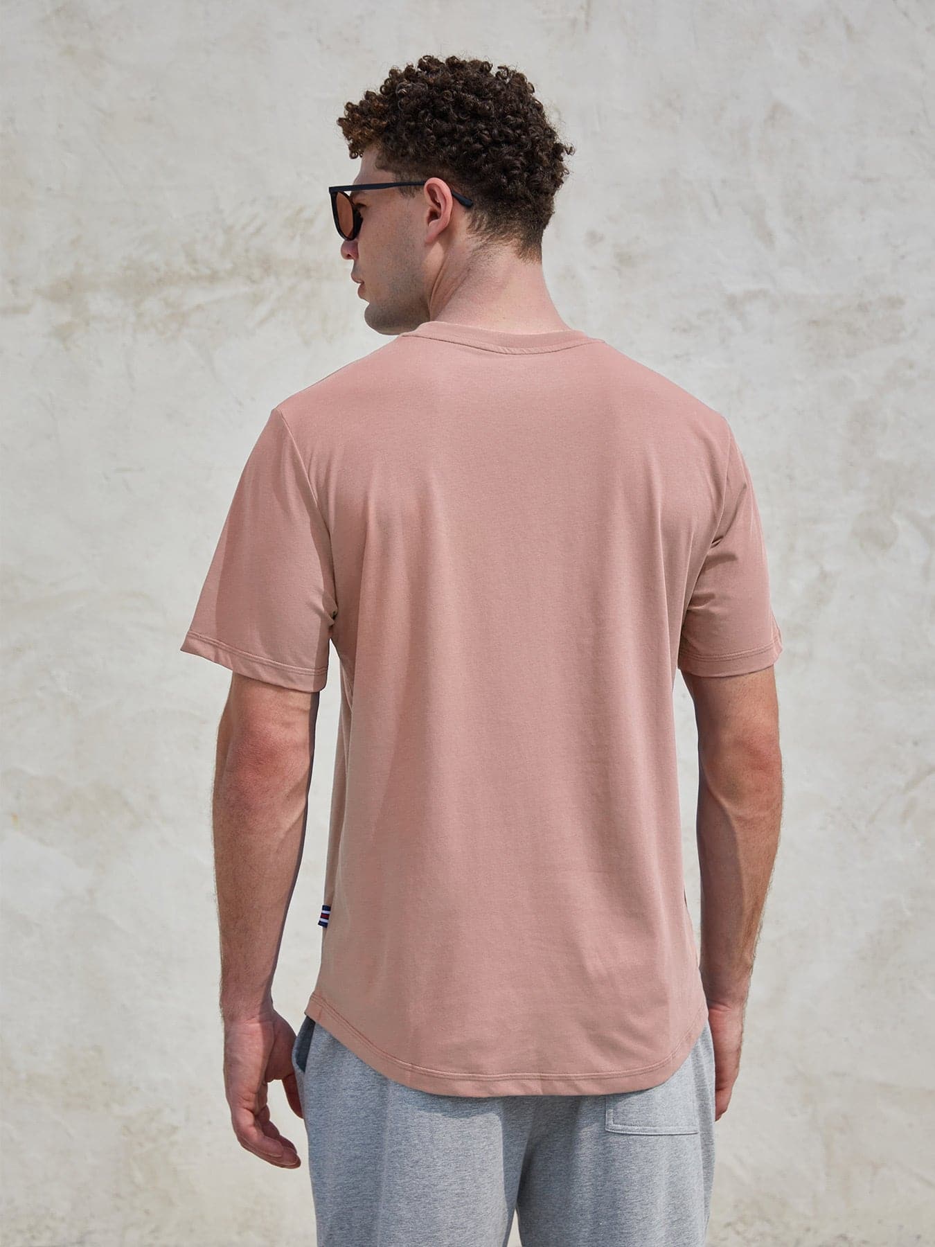 StayCool 2.0 Curve-Hem Tee: Classic Fit