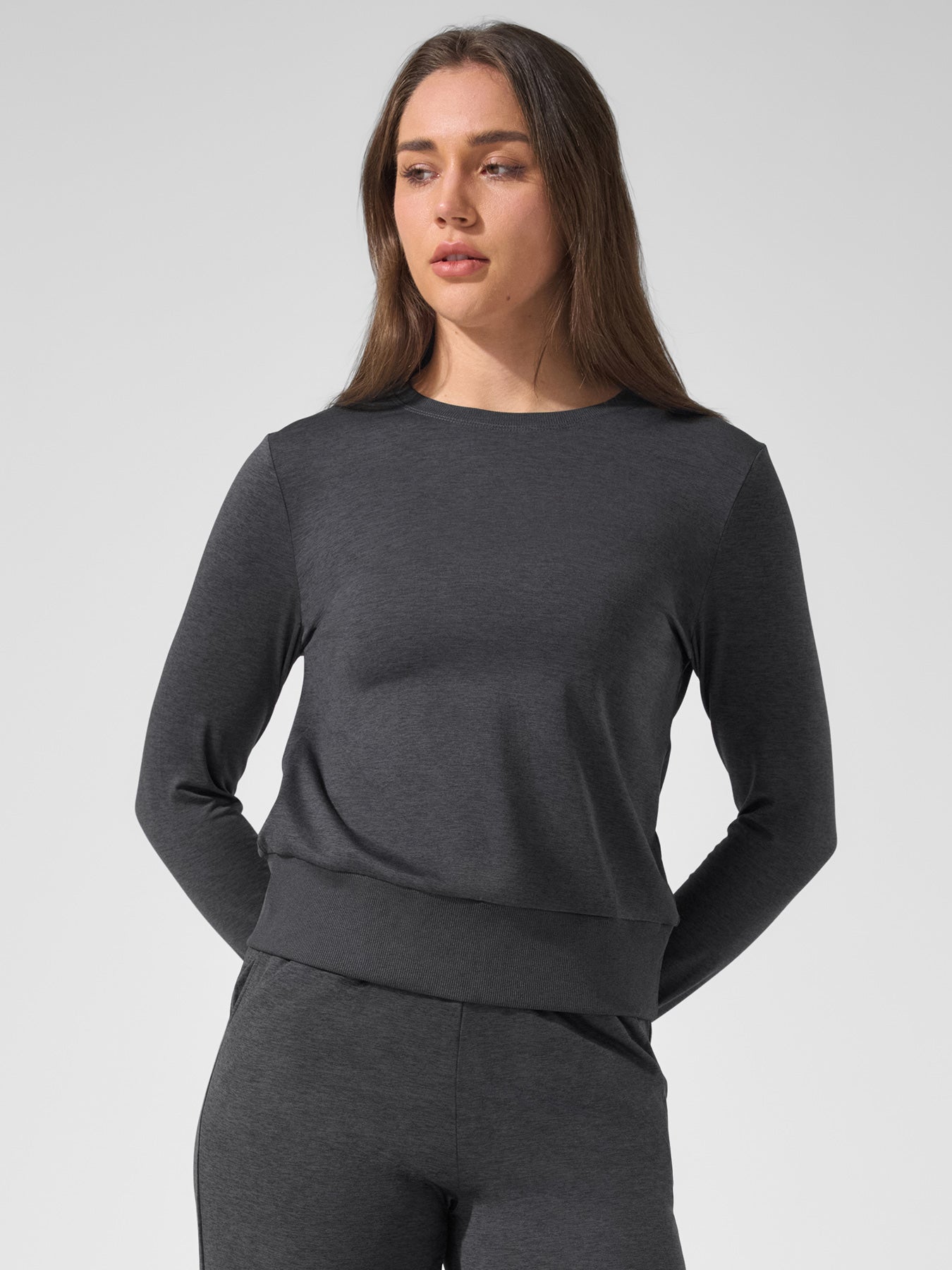 Velou Long Sleeve Crew Tee