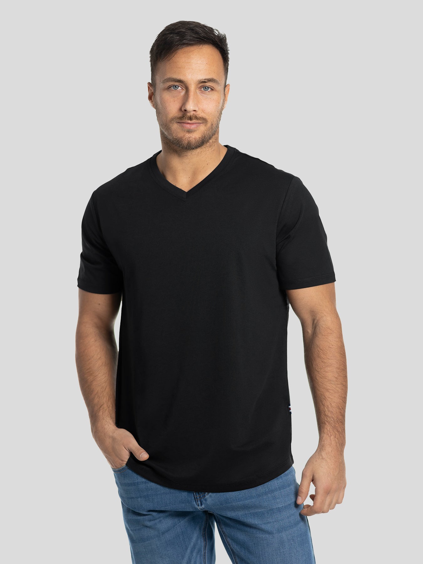 StayCool 2.0 V-neck Curve-Hem Tee: Classic Fit