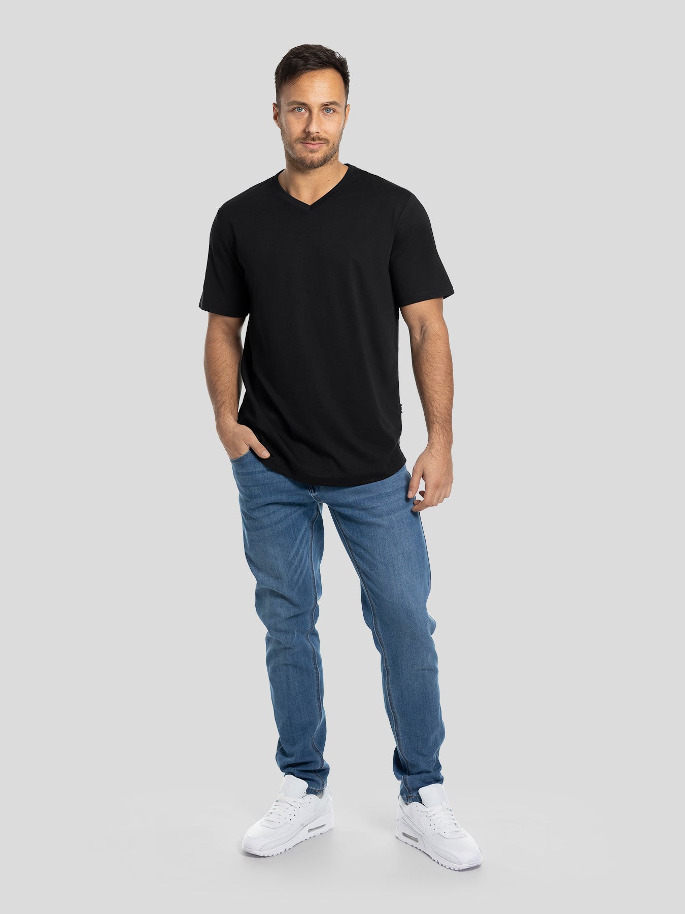 StayCool 2.0 V-neck Curve-Hem Tee: Classic Fit