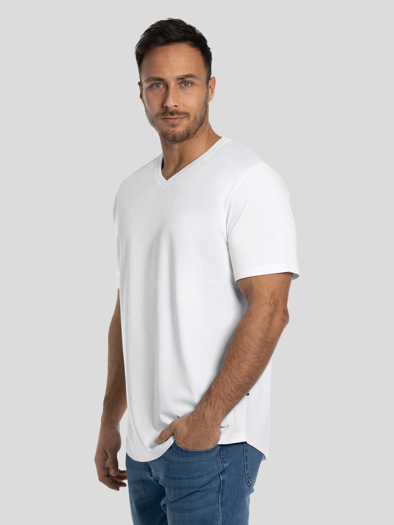 StayCool 2.0 V-neck Curve-Hem Tee: Classic Fit