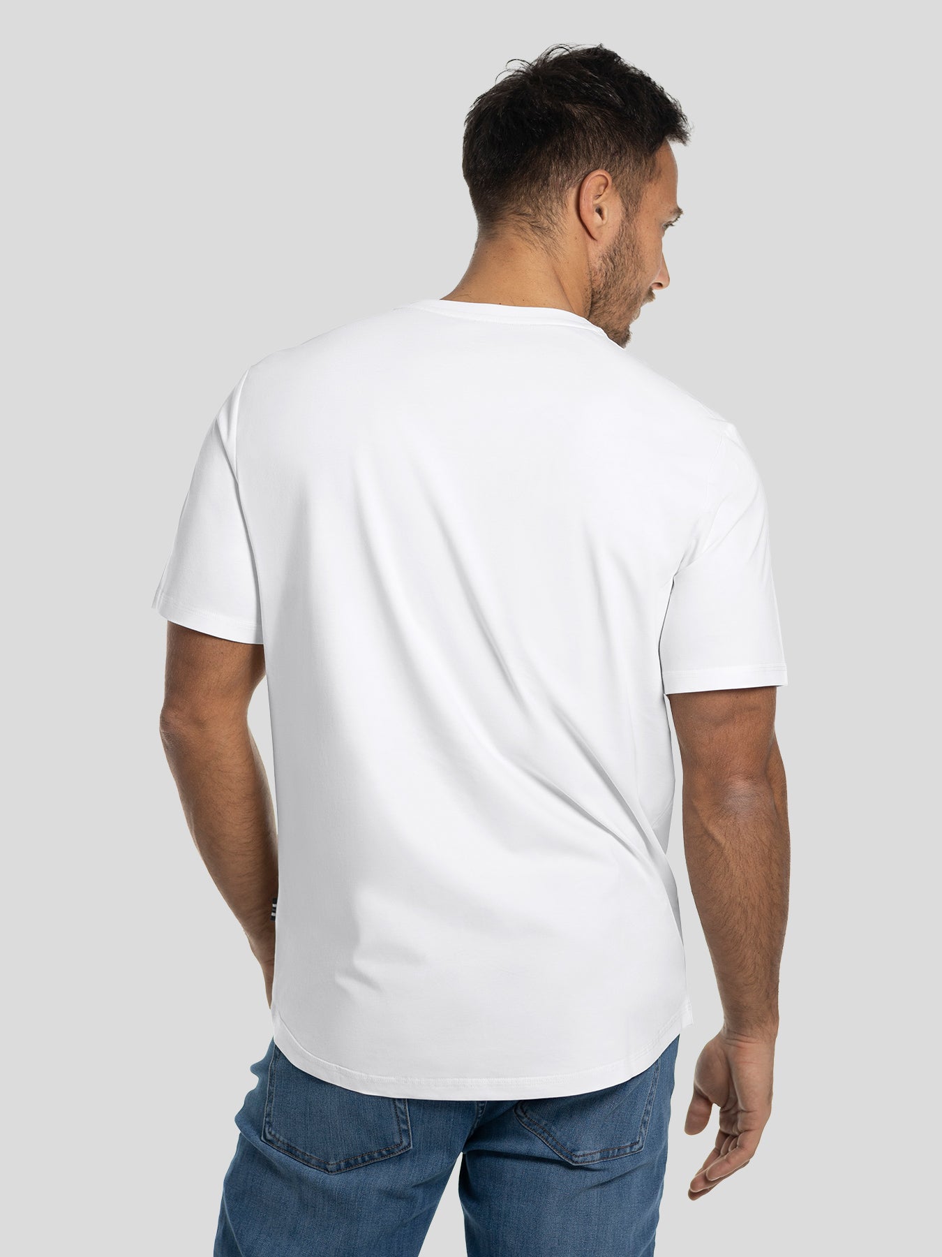 StayCool 2.0 V-neck Curve-Hem Tee: Classic Fit