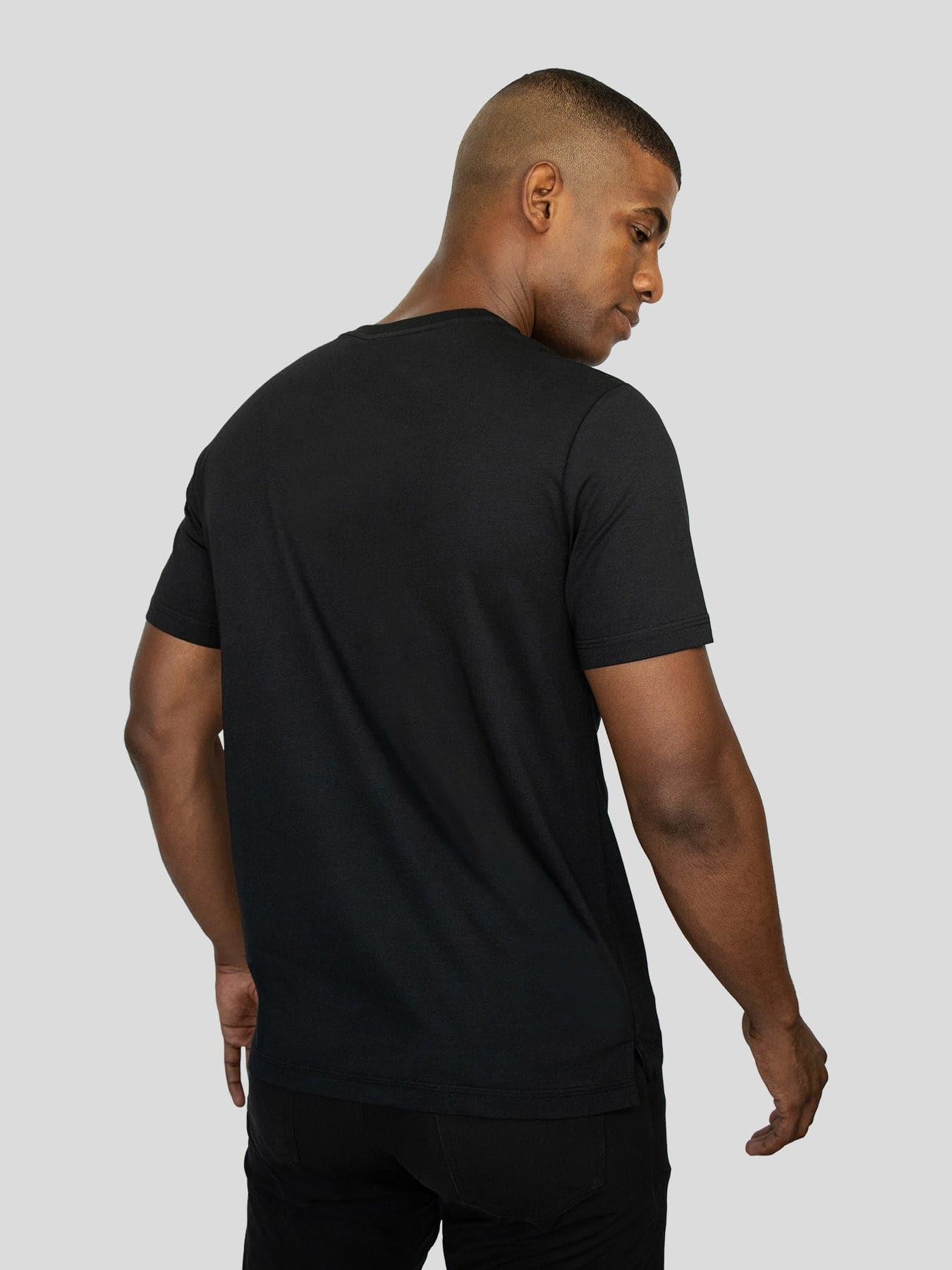 StayCool 2.0 Slim Fit T-Shirt mit geteiltem Saum