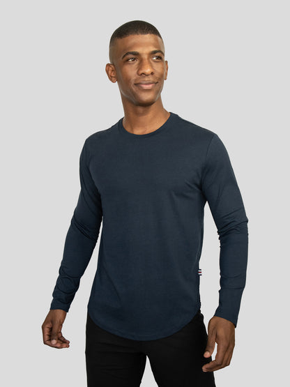 StaySmooth Long Sleeve Curve Hem Tee: Slim Fit