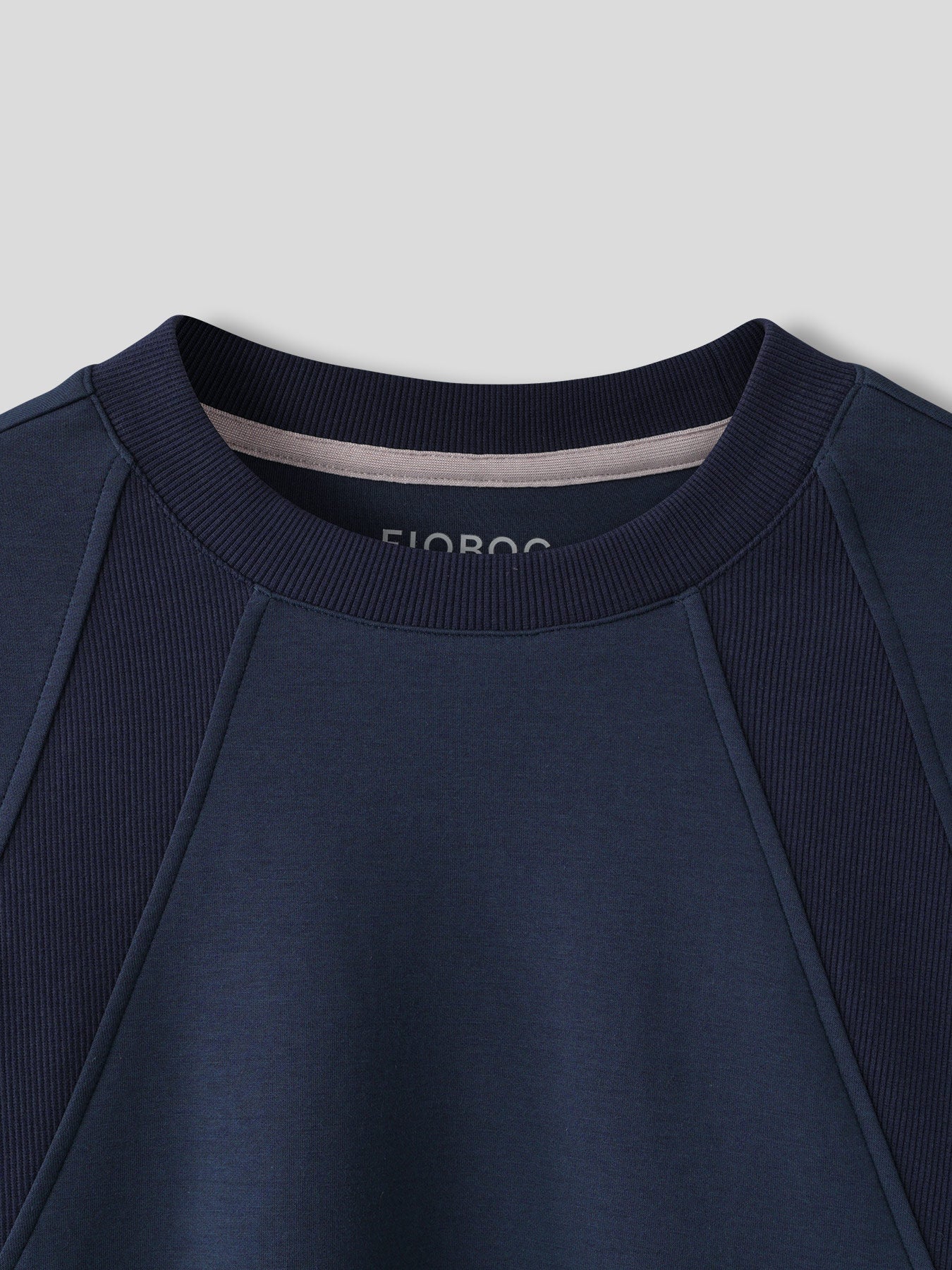 Weekend Performance Crew Neck Sweatshirt