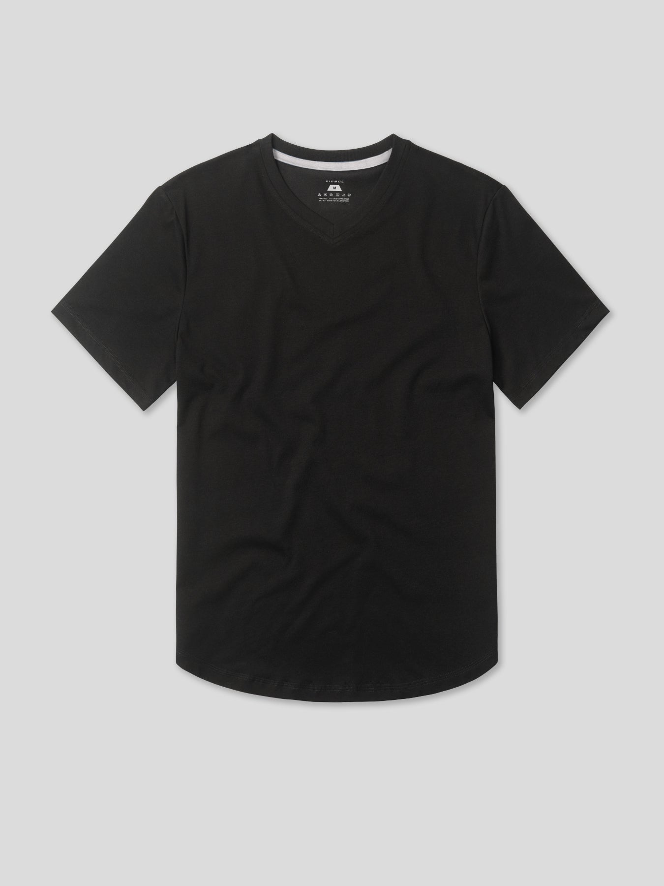 StayCool 2.0 V-neck Curve-Hem Tee: Slim Fit