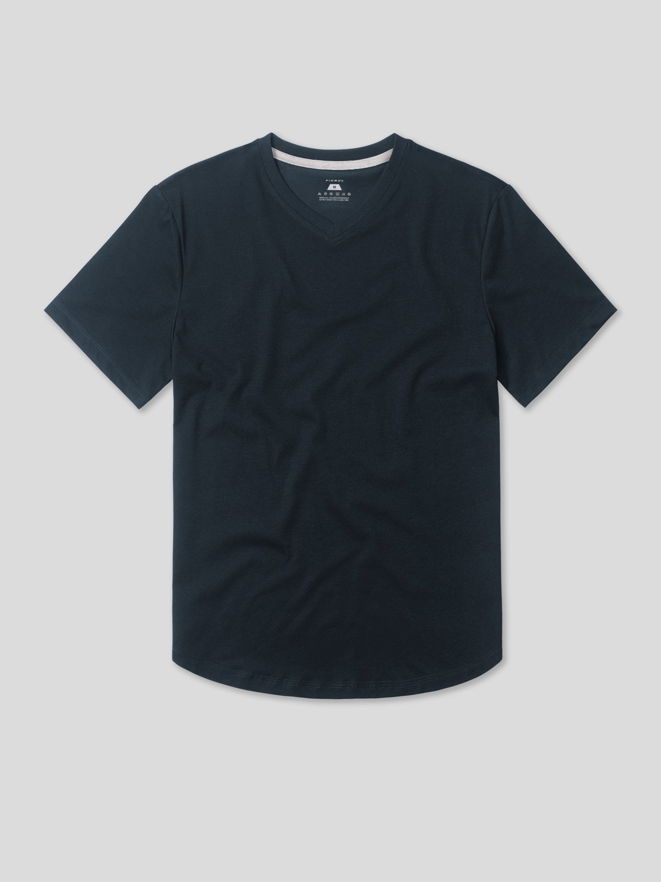 StayCool 2.0 V-neck Curve-Hem Tee: Classic Fit