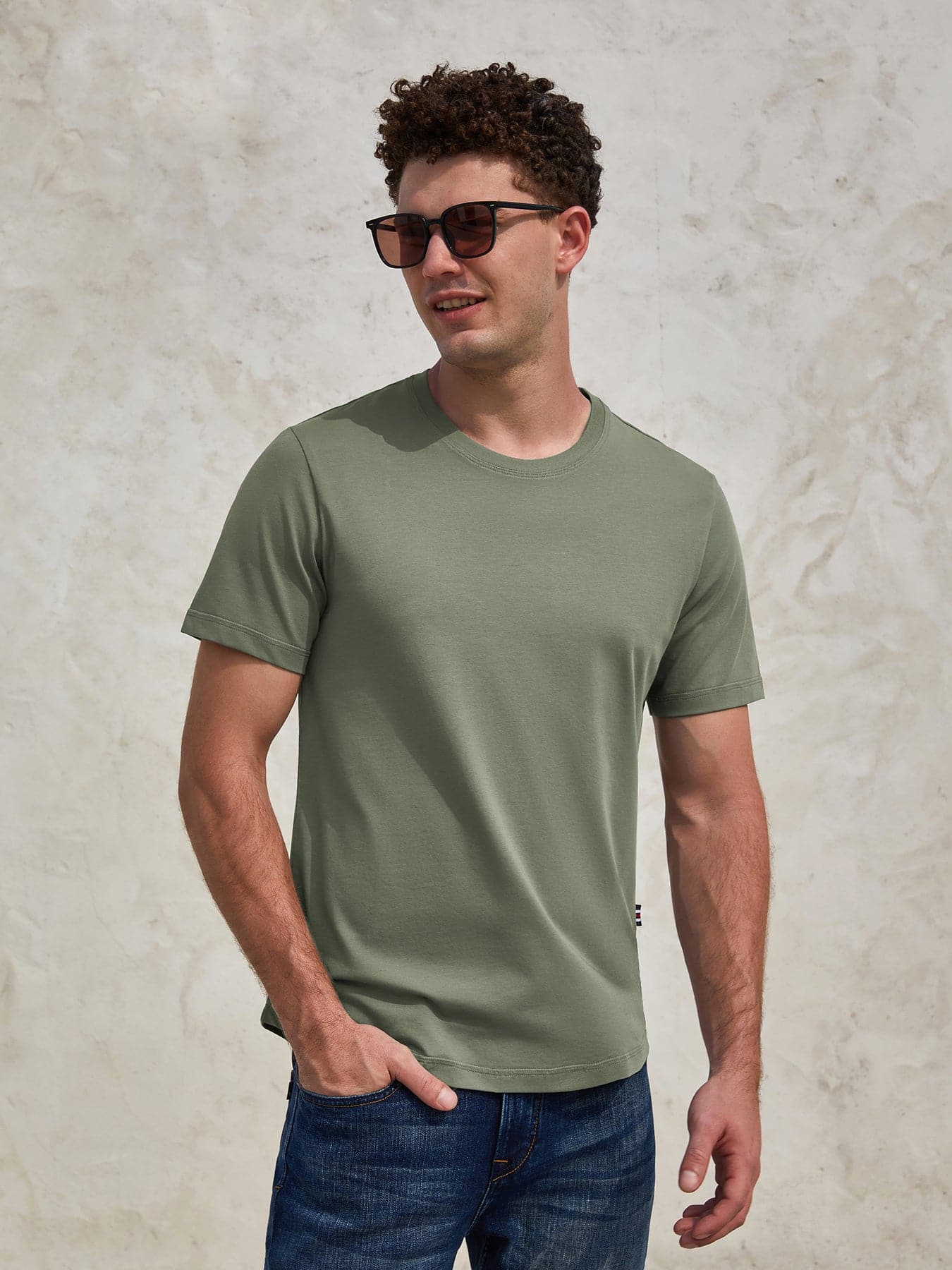 StayCool 2.0 Curve-Hem Tee: Classic Fit