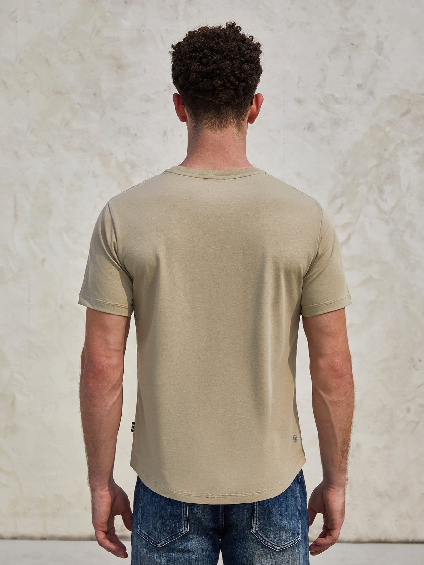 StayCool 2.0 Curve-Hem Tee: Classic Fit