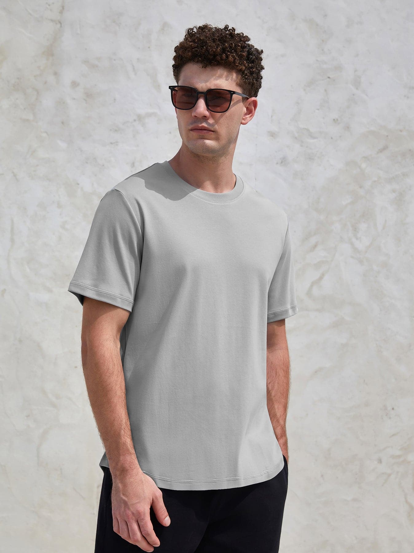 CloudWear Curve-Hem T-Shirt: Klassische Passform